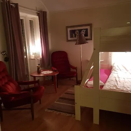 Henriksen Gjestestue *