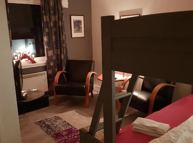 Henriksen Gjestestue Pensjonat Sørkjosen